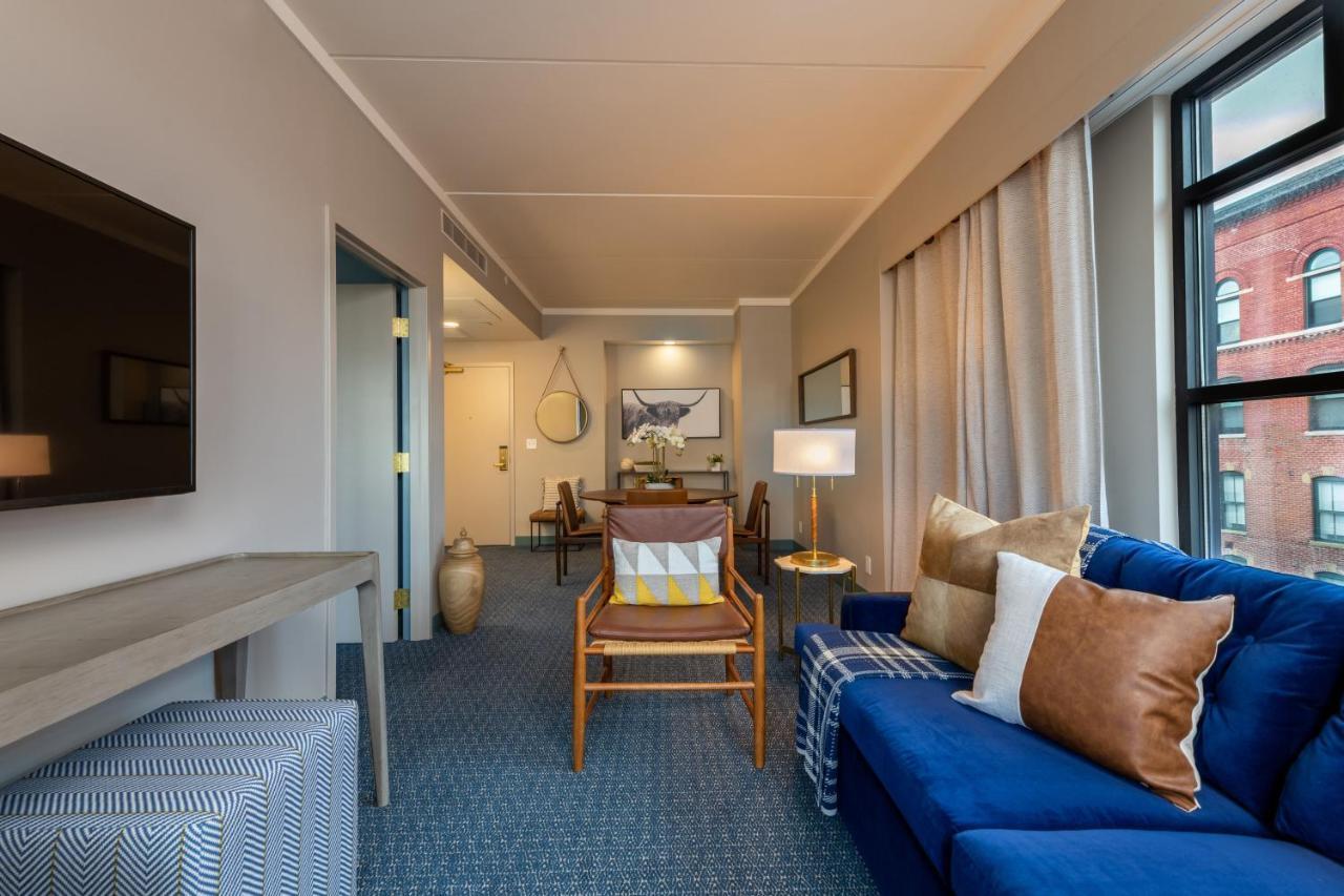 Hotel The Bradley à Fort Wayne Extérieur photo