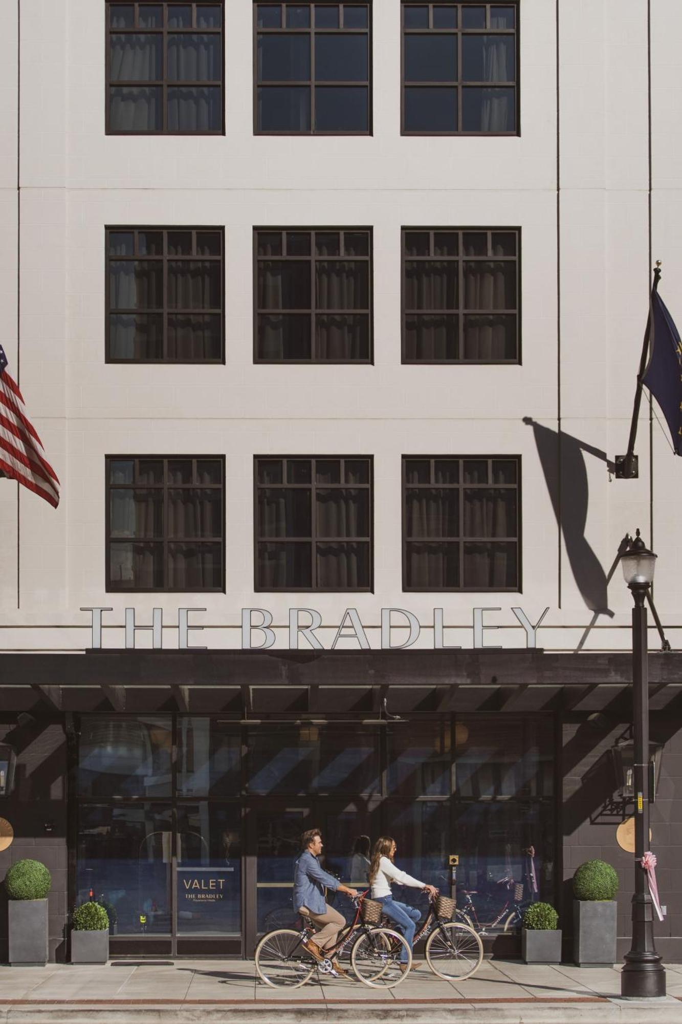 Hotel The Bradley à Fort Wayne Extérieur photo